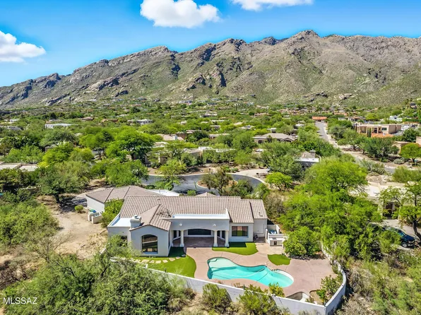 6445 N Silversmith Pl, Tucson, AZ 85750