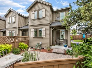 20747 Boulderfield Ave, Bend, OR 97701