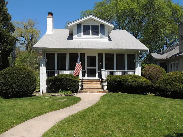 1450 Lake Ave #2C photo 1