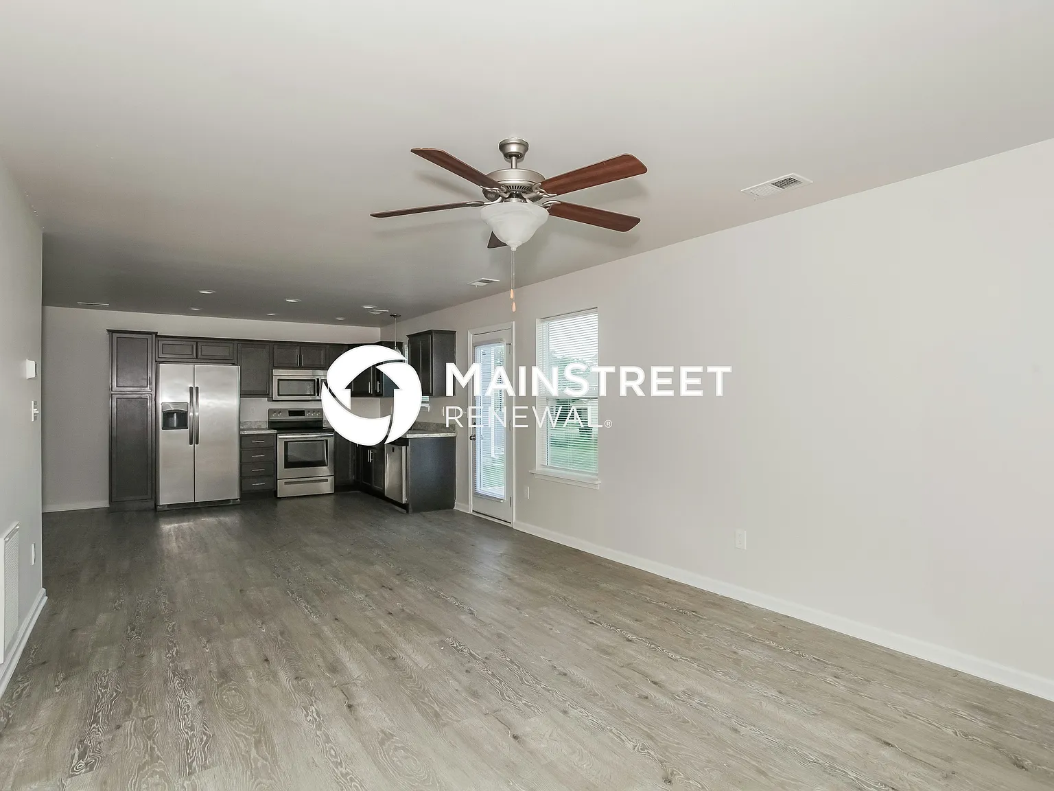 2512 Guildhall Ln — Photo 4