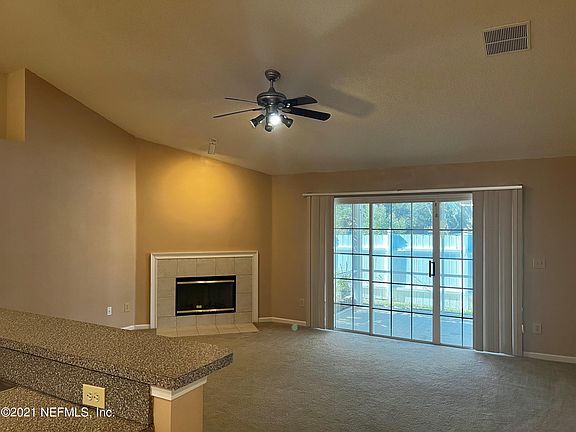3rd image of 12418 Richards Glen Ct