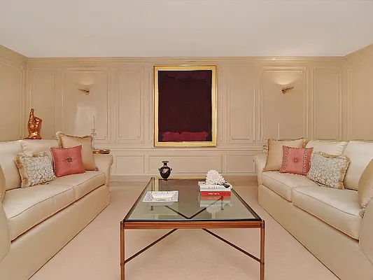 Sold by Sotheby's International Realty | media 9