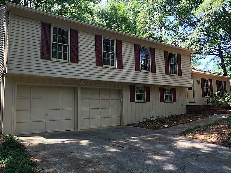 1st image of 355 Lamplighter Ln SE