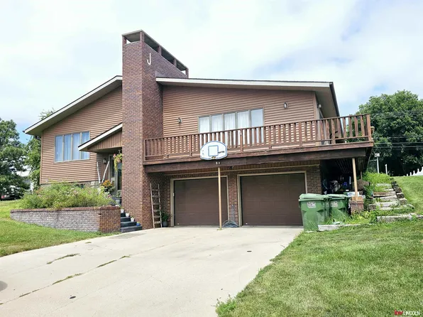 511 W Maple St, Sutton, NE 68979