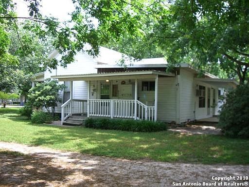 5th image of 309 N Seguin