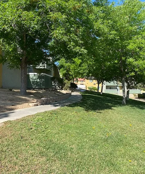 Virginia Terrace Apartments — Photo 7