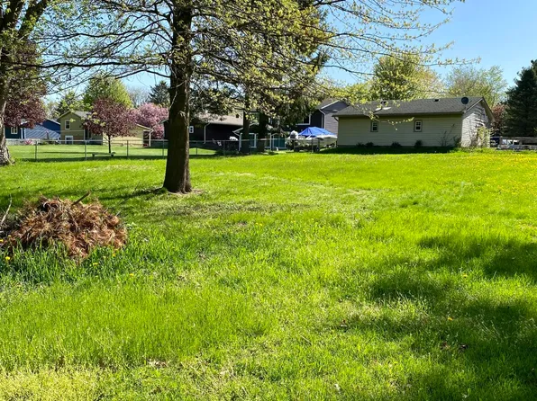 524 Maitland Dr, Horton, MI 49246