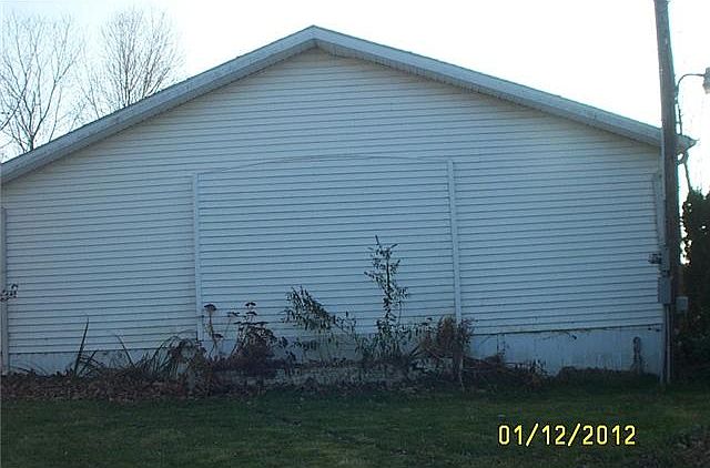 2nd image of 10220 Andora Rd NE