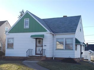 21202 Gardenview Dr, Maple Heights, OH 44137