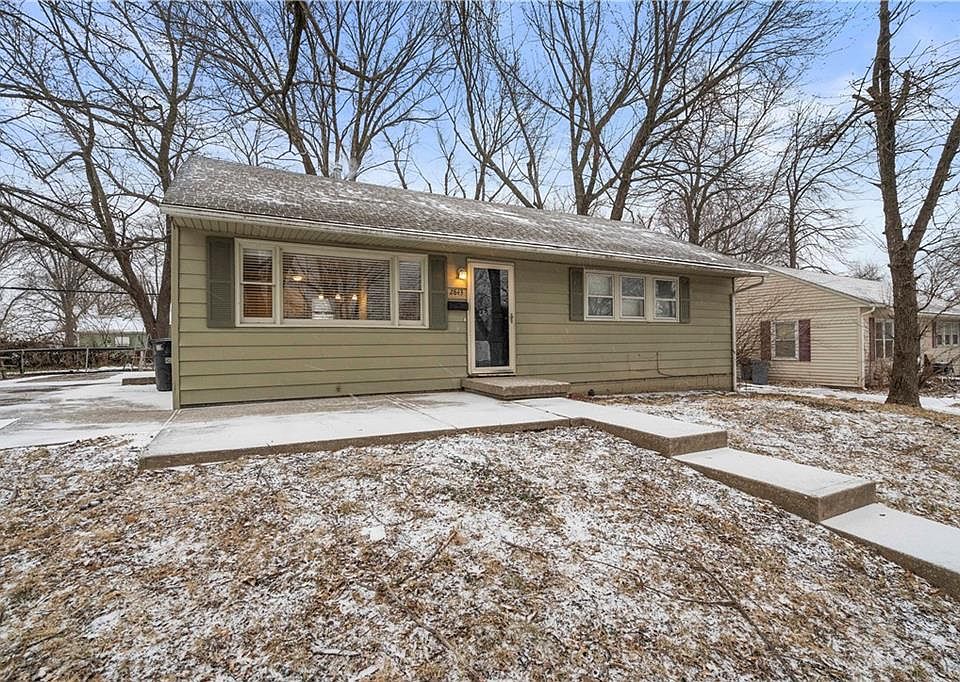 1st image of 2843 S 26th St