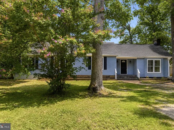 9821 Leavells Rd, Fredericksburg, VA 22407