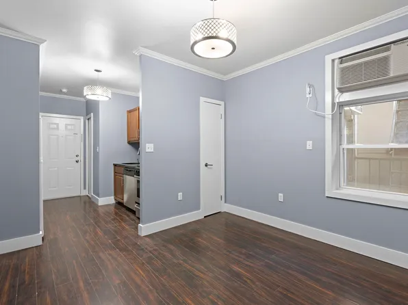 151 Sip Avenue image 4 of 16