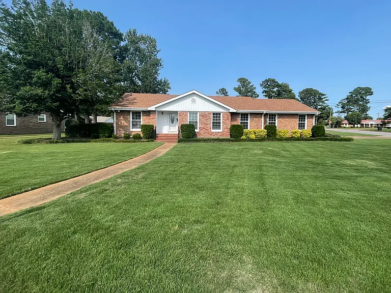 2402 Bower Dr — Photo 1
