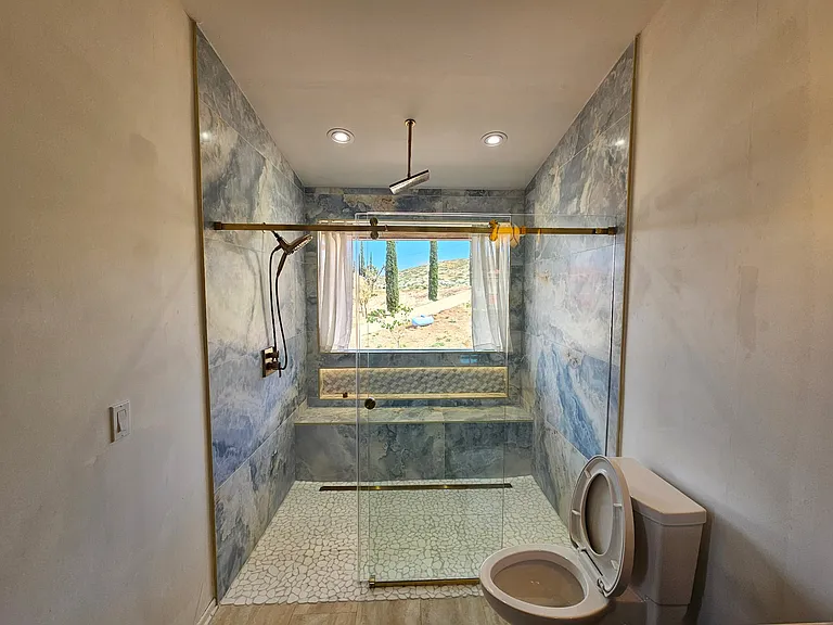 Lakeview Dr — Photo 16