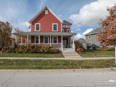 928 Shooting Star Rd, Grayslake, IL, 60030