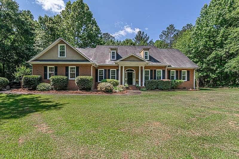 1st image of 26 Scofield Ln
