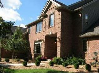 3790 Nutcracker Ct, Oxford, MI 48370