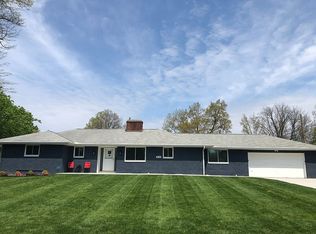 914 Meadowview Dr, Columbus, OH 43224