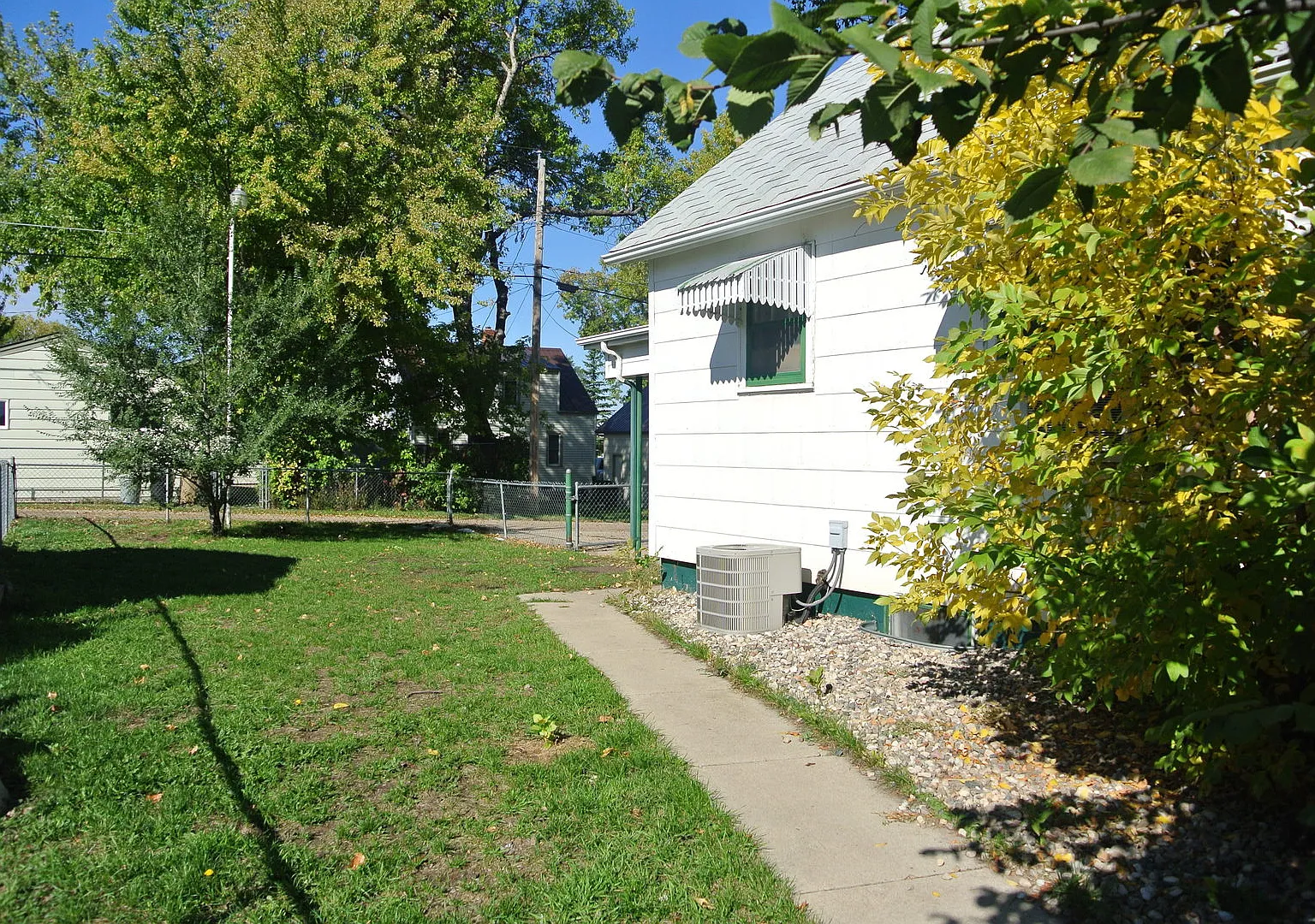 4 Bedroom House! — Photo 3