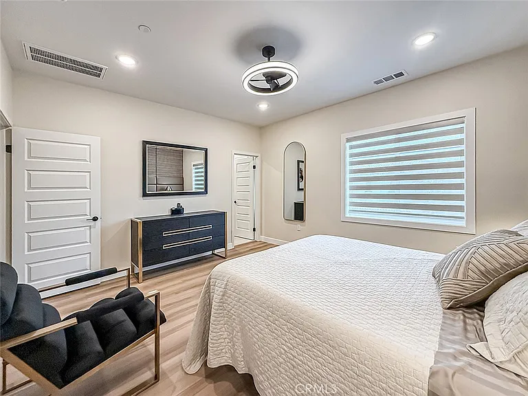 2860 Via Descanso — Photo 12