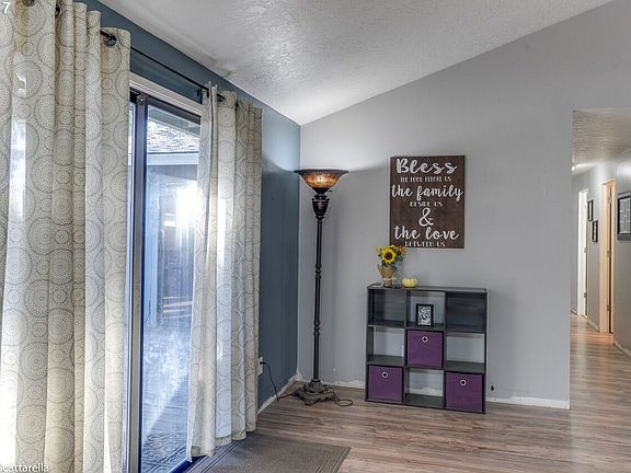 5th image of 4077 SE Ozark Ct