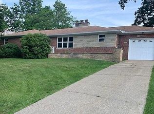 104 Oakhurst Dr, Beckley, WV 25801