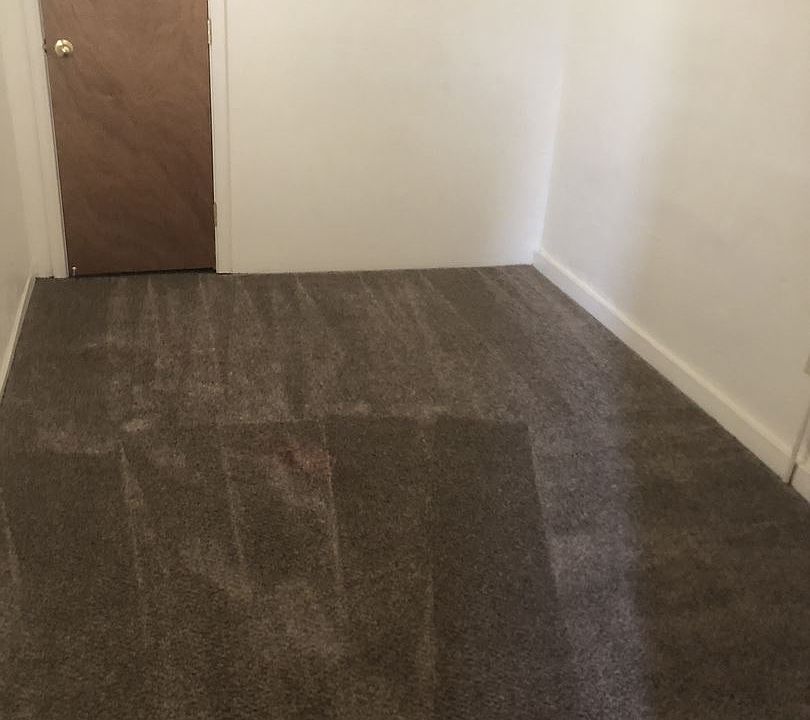 2nd image of 1302 N Reymond St