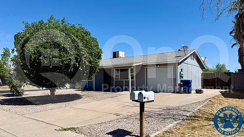 1040 W Yale Dr Photo 1