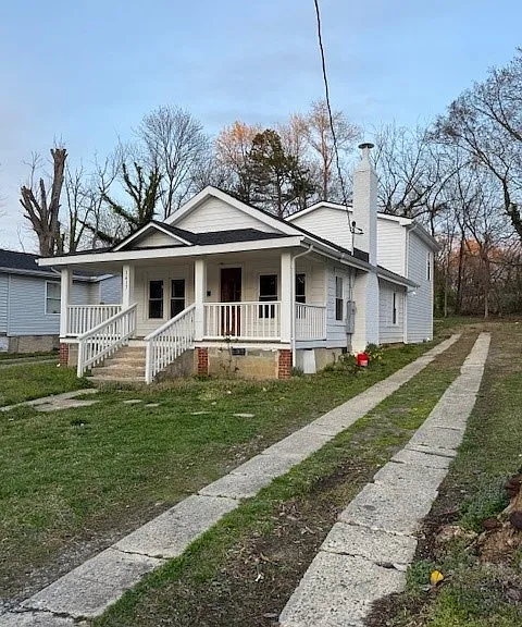 1617 Glenwood Ave — Photo 1