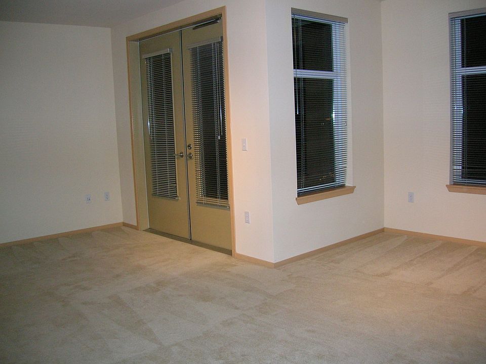 2nd image of 11818 97th Ln NE APT C334