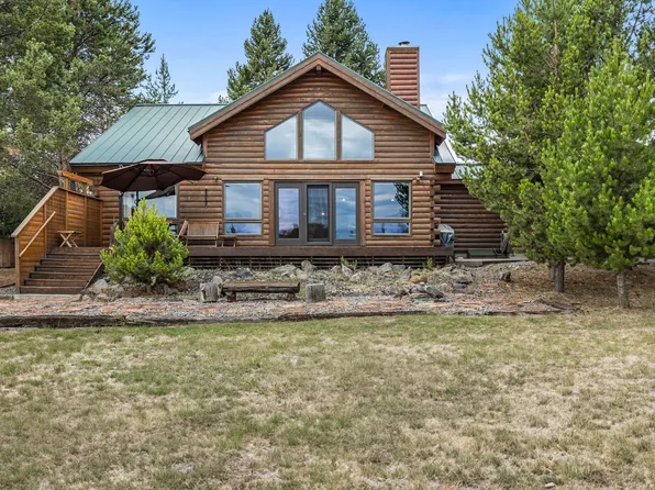 53020 S Bridge Dr, La Pine, OR 97739