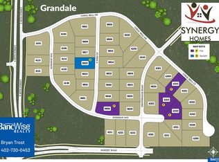 4310 Sundrop Ct, Lincoln, NE 68516