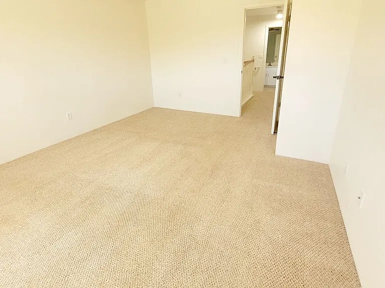 1175 Mokuhano St #G102 — Photo 26