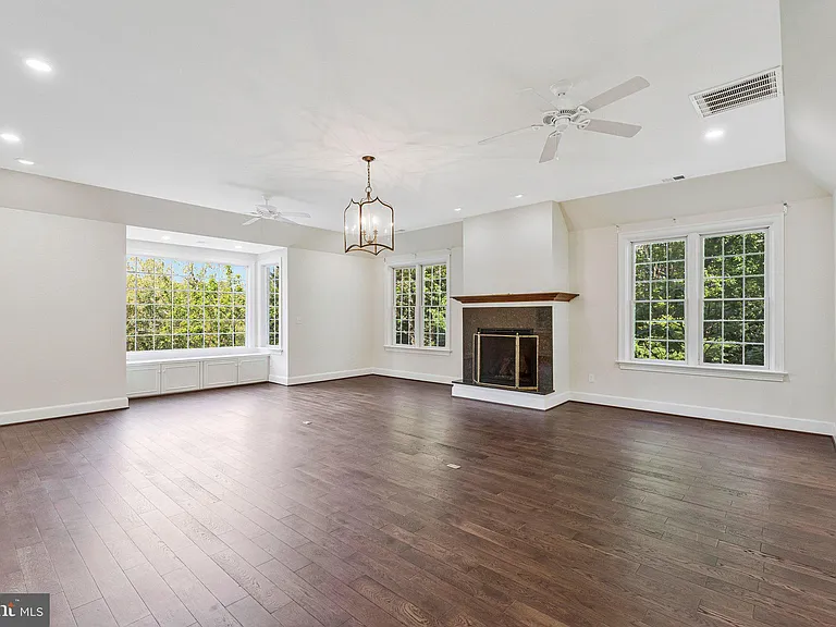 10034 Scenic View Ter — Photo 21