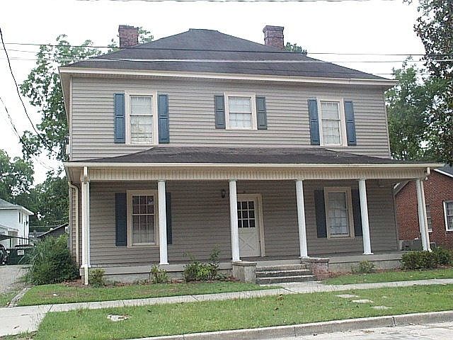 1st image of 516 E 8th St #3A