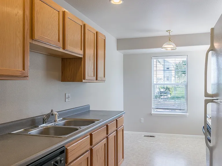 56 Vale Cir — Photo 7