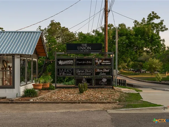 209 S Main St, Salado, TX 76571