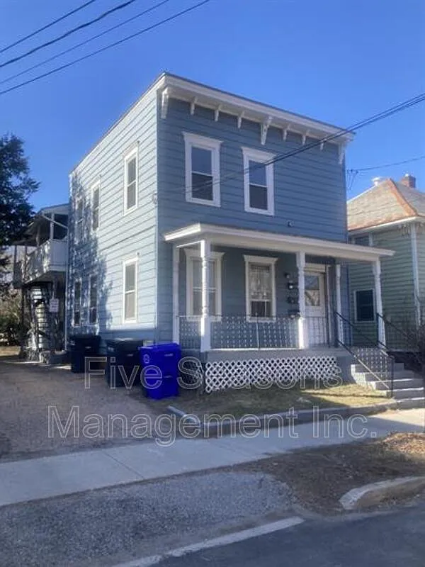 1 bed, 1.0 bath, 600 sqft, $1,700 — Photo 2