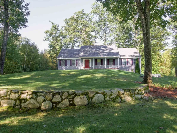 20 Twitchells Way, Sandown, NH 03873