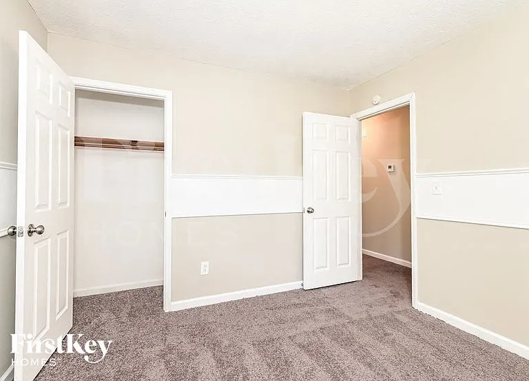 130 Dunwick Ln — Photo 12