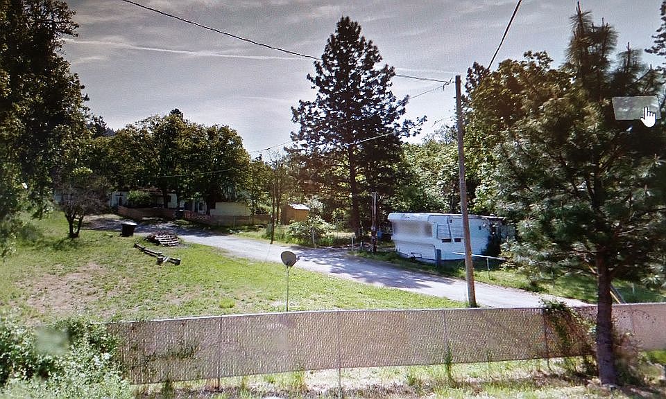 2nd image of 487 W Jones Creek Rd