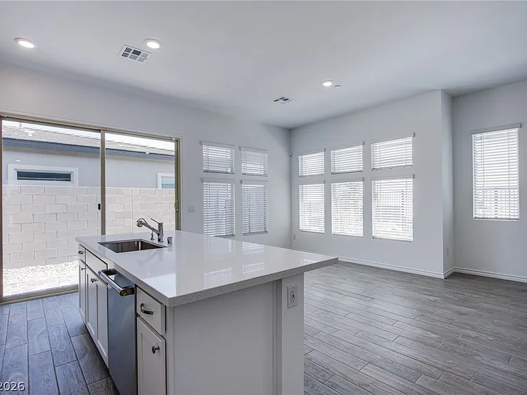 928 Allister Fields Ln — Photo 10