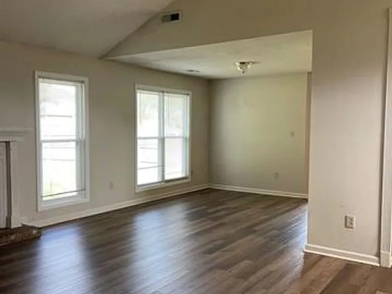 118 Todd Dr — Photo 5