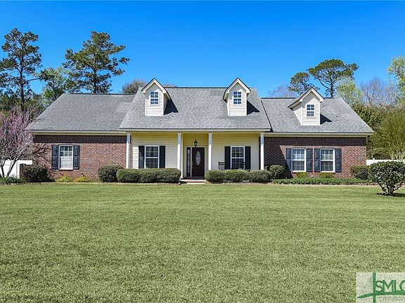 2nd image of 334 Flat Bush Dr