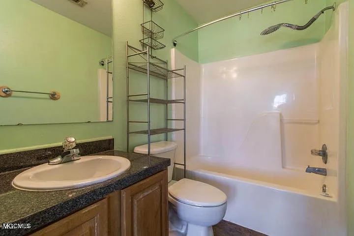 12004 Harmony Cir — Photo 6