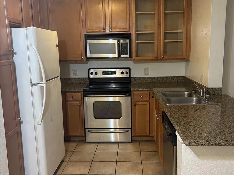 1023 Vista Del Cerro Dr #206 — Photo 5