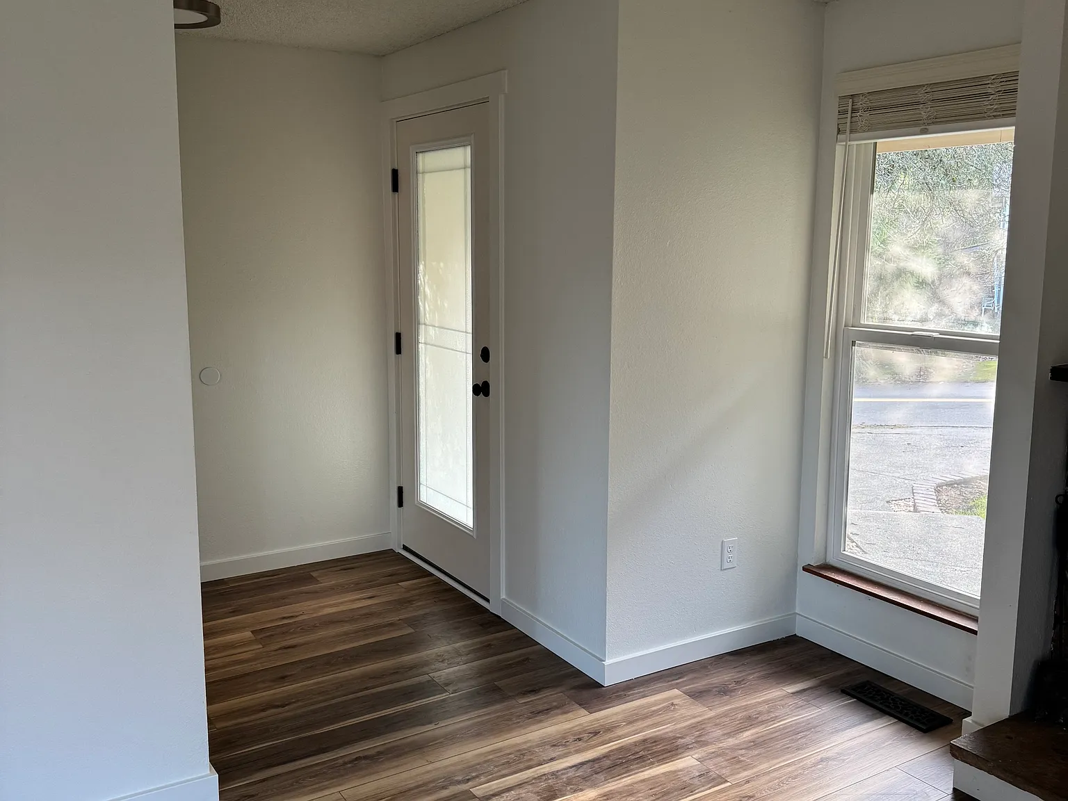 4 bed, 1600 sqft, $3,250 — Photo 2