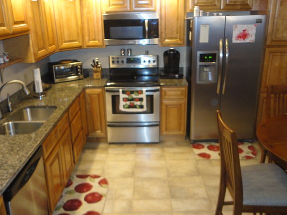 2nd image of 8102 Aytes Ln