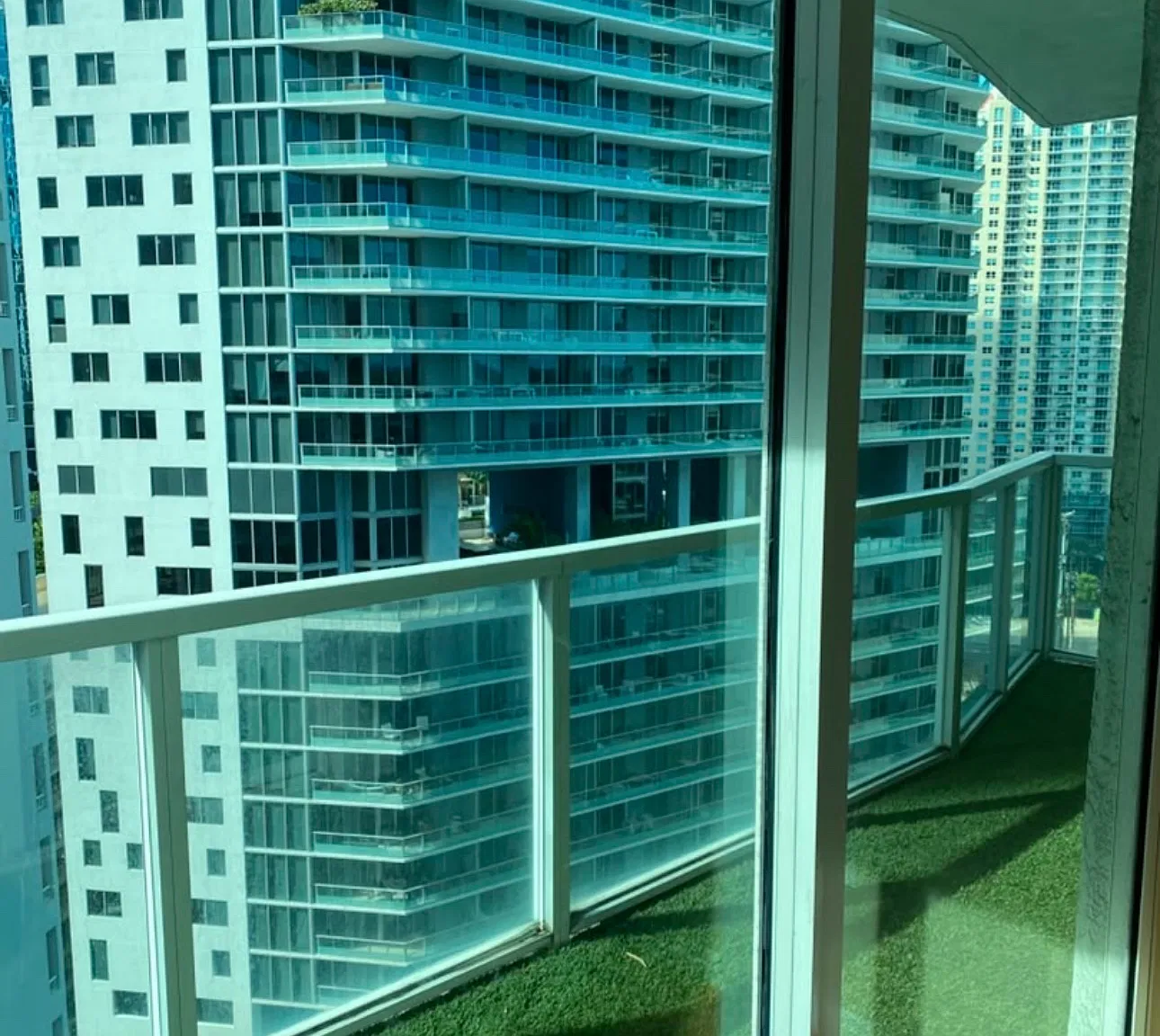 1 bed, 826 sqft, $2,900 — Photo 4