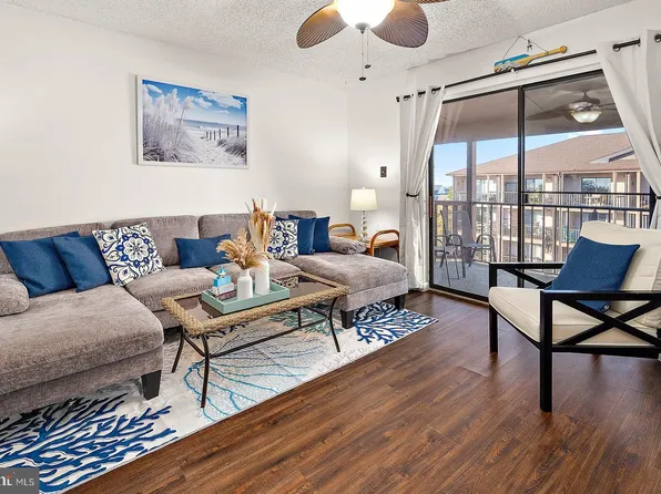 203 33rd St #40702, Ocean City, MD 21842